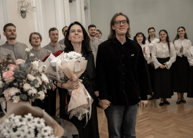 17 мая состоялась премьера  спектакля-концерта «Мы несём в себе любовь» Челябинский Молодёжный театр